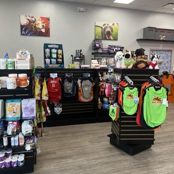 The Dog Stop - Katy - Clothing and fur care - Pet Groomers Near Me - Katy, Texas
