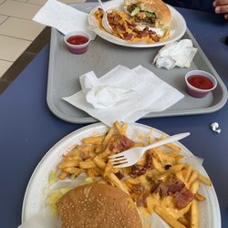 Sam's Burgers & Gyros