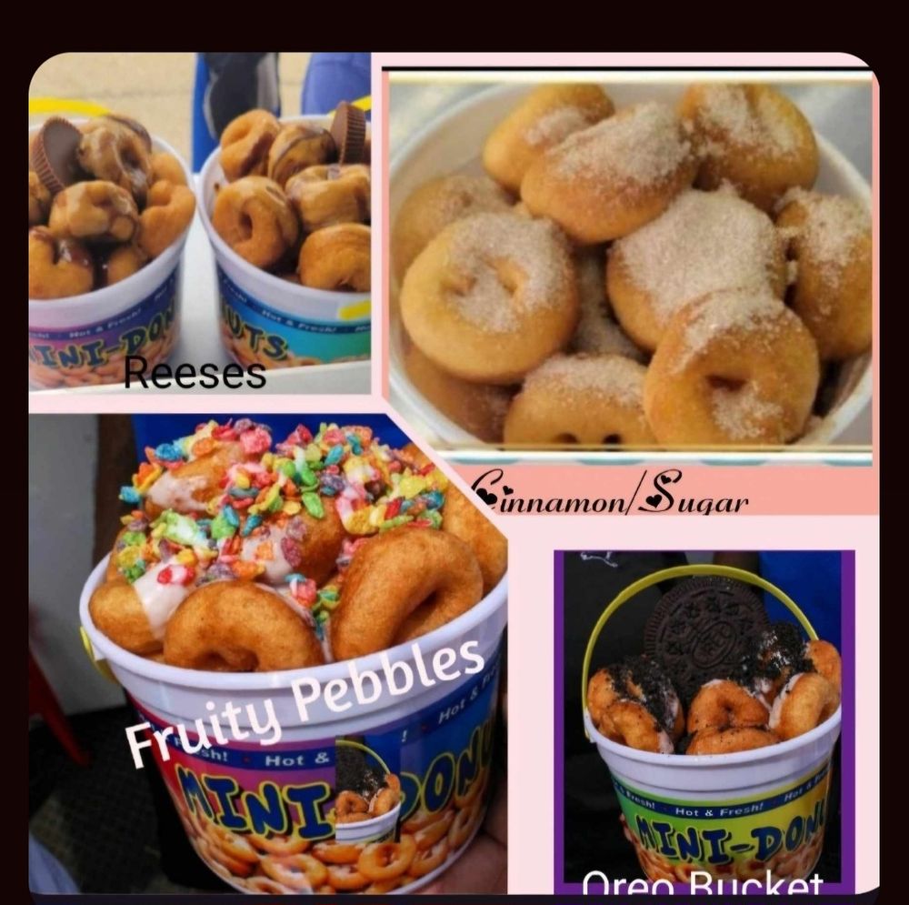 Delovely's Delicious Mini Donuts Logo