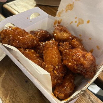bb.q Chicken H-Mart Paramus - Korean Near Me - Paramus, New Jersey
