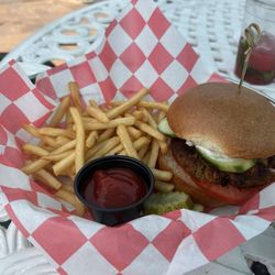 The Clubhouse - Falafel burger