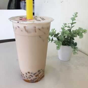 Blossom Teas - Vanilla Non-Dairy Milk Tea w/ Taro Yam Pearls - Juice Bars & Smoothies Near Me - Burnaby, British Columbia