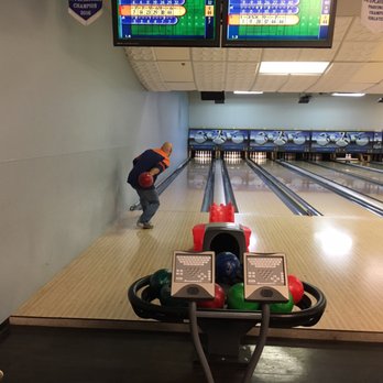 Gateway Entertainment Centre - Bowling Near Me - Edmonton, Alberta