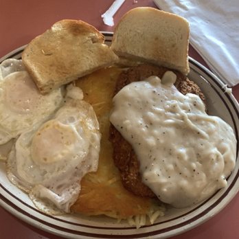 Don's Restaurant - the breakfast.... just dont look to closely when you eat... - American Near Me - Marysville, Washington