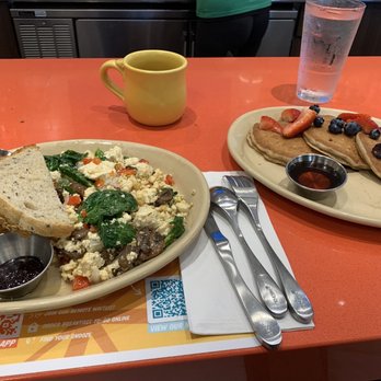 Snooze, an A.M. Eatery - Tofu Scramble & Vegan Pancakes - Breakfast & Brunch Near Me - Charlotte, North Carolina
