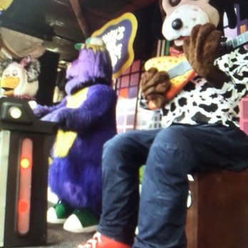 Chuck E. Cheese - Chucke's famous musicians. Playing all the nice tunes for all of us.. - Pizza Near Me - Northridge, California