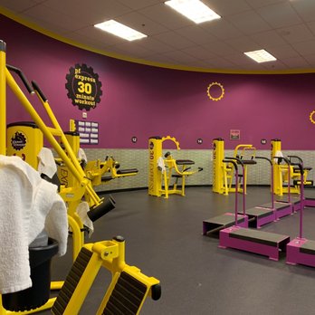 Planet Fitness - 30 min express workout area - Gyms Near Me - Stow, Ohio Planet Fitness - 30 min express workout area - Gyms Near Me - Stow, Ohio
