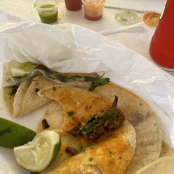 Taqueria Flores - Asada and pastor tacos - Mexican Near Me - Galveston, Texas