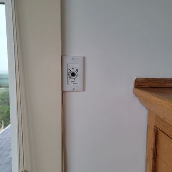Bloomer Estates Vacation Rentals - Fireplace knob removed - Vacation Rentals Near Me - Seaview, Washington