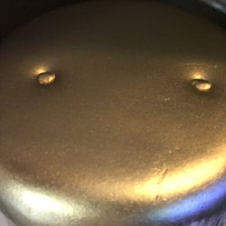 Tiffany's Custom Cakes - Closer picture of wooden dowels protruding through top of surface