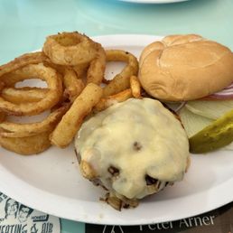 8 Oz Papa's New York Burger 8 Oz Papa's New York Burger