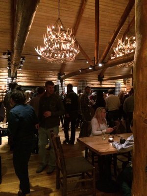 Horn and Cantle by null