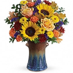 Teleflora's Country Sunflower Bouquet