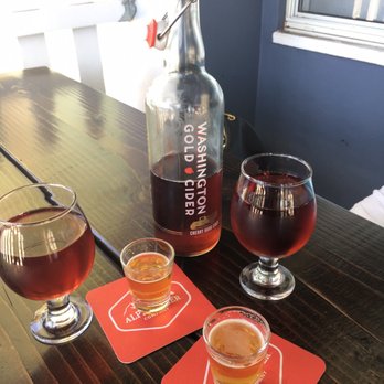 508 Tavern - Got a great sample of a blonde beer and ordered a nice Cherry Hard Cider, which was really good. - Bars Near Me - Vista, California 508 Tavern - Got a great sample of a blonde beer and ordered a nice Cherry Hard Cider, which was really good. - Bars Near Me - Vista, California