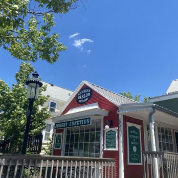 Jersey Junction - The exterior of Jersey Junction - Ice Cream & Frozen Yogurt Near Me - Grand Rapids, Michigan