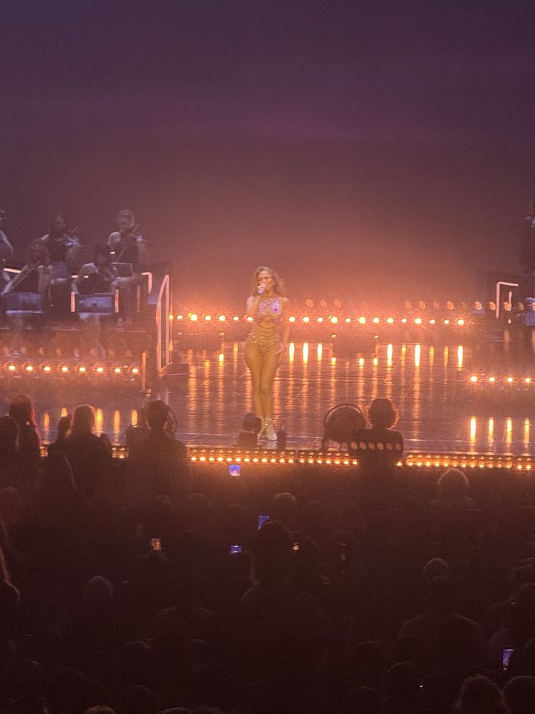 Jennifer Lopez Up All Night