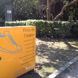 Pista de Cooper - Parque do Ibirapuera - Preste atenção na placa, às vezes, dá pra passar batido por ela...