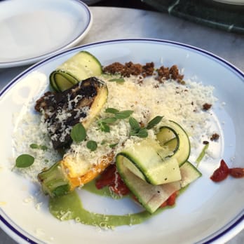 Alberte - Zucchini salad - Wine Bars Near Me - Gent, VOV Alberte - Zucchini salad - Wine Bars Near Me - Gent, VOV