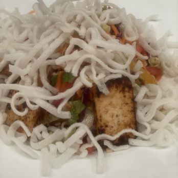 Vinaigrette - Asian salad with grilled tofu - Salad Near Me - Albuquerque, New Mexico