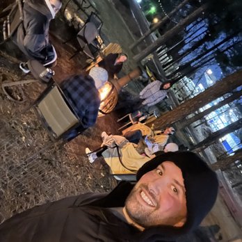 The Nook Pinetop - Such a fun area to hang out in! - Hotels Near Me - Pinetop, Arizona