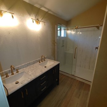 GRW Construction - Complete bath remodeling with tile or cultured marble shower/tub surrounds - General Contractors Near Me GRW Construction - Complete bath remodeling with tile or cultured marble shower/tub surrounds - General Contractors Near Me