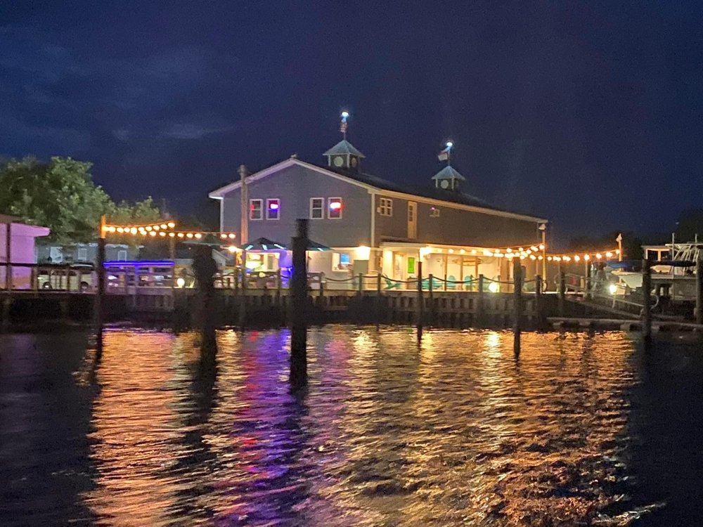 Homer's Point Marina & Pub