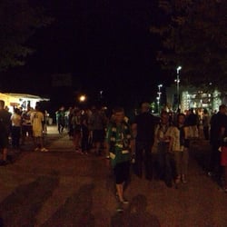 Stade Geofroy-Guichard - Il y a plein à manger et boire après les matchs