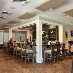 Fair Winds Bar & Grill - Bar