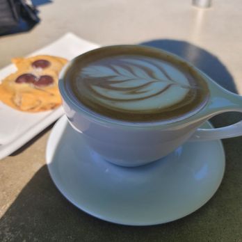 Lofty Coffee - Robust, richly choclified mocha. It's both stunning, and the flavor was.. it was everything. - Desserts Near Me - Encinitas, California
