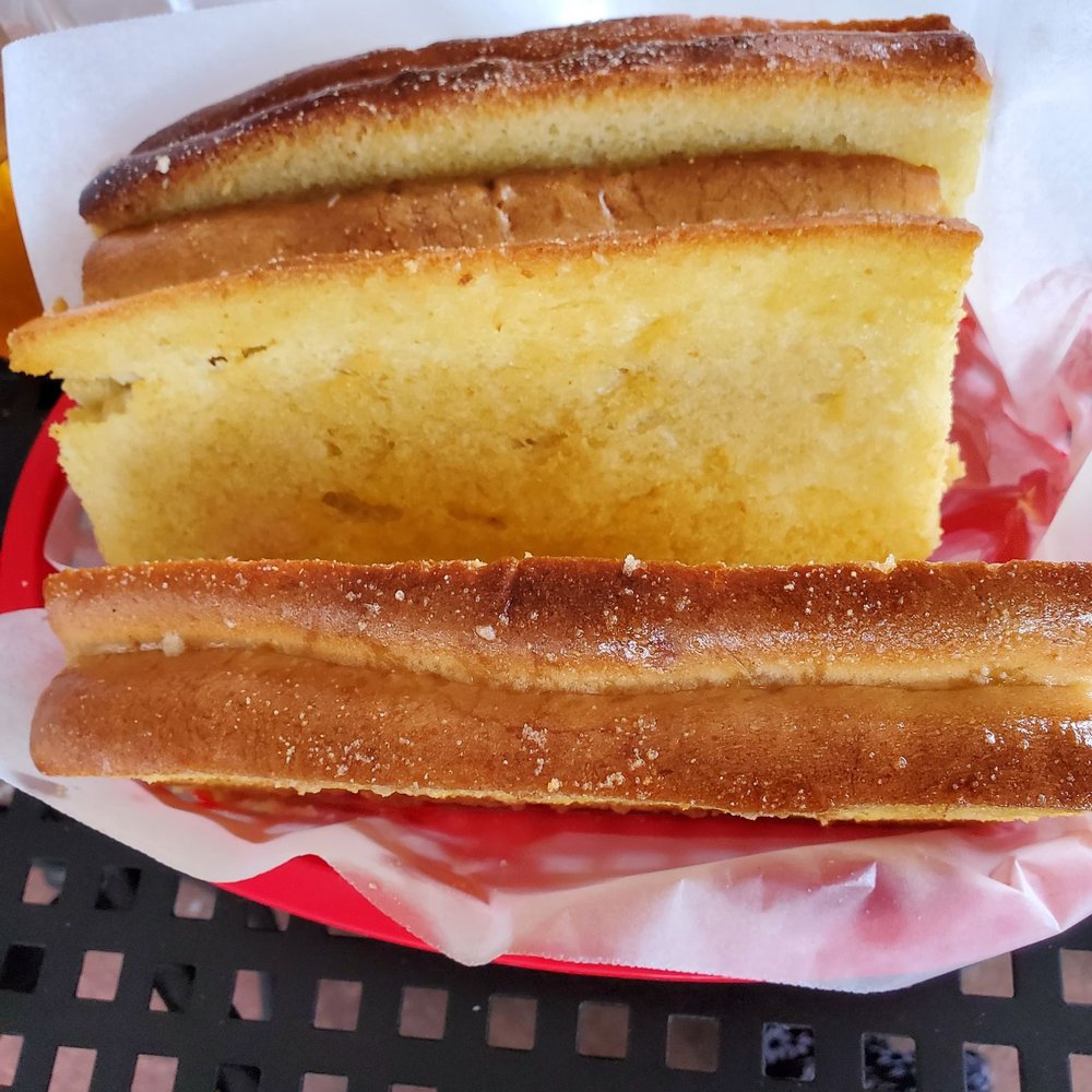 Capri di Nuovo - Garlic bread - Italian Near Me - West Allis, Wisconsin Capri di Nuovo - Garlic bread - Italian Near Me - West Allis, Wisconsin