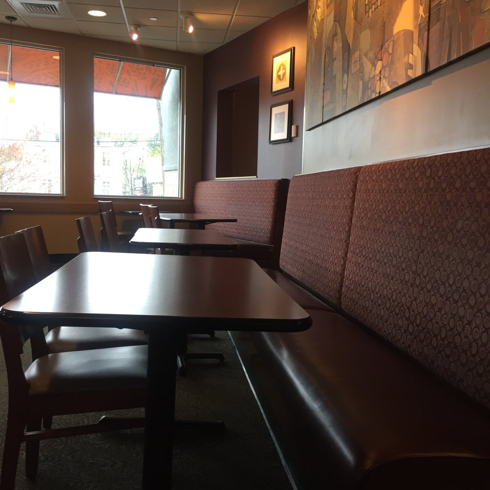 Panera Bread - dining area - Sandwiches Near Me - Syosset, New York