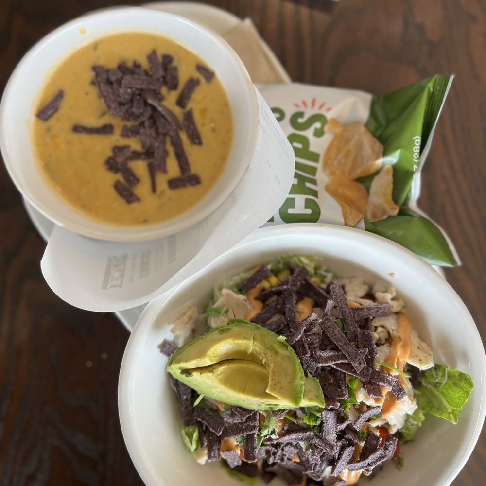 Panera Bread - Mexican Street Corn Chowder + southwestern chicken, ranch salad - Soup Near Me - Wayne, New Jersey