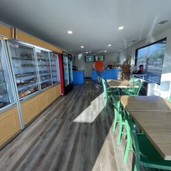 Marquez Bakery - Nice and clean