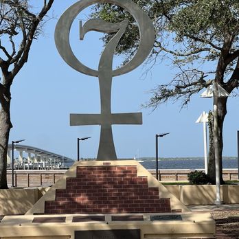 Mercury Monument - Landmarks & Historical Buildings Near Me Mercury Monument - Landmarks & Historical Buildings Near Me