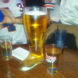 This is how the regulars get down at Poor Boy's! Das boot!!!