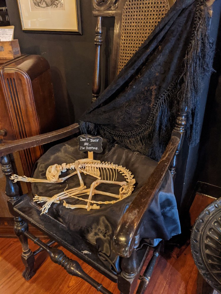 THE WEEPING GLASS Updated September 2024 26 Photos 746 E Warrington Ave, Pittsburgh