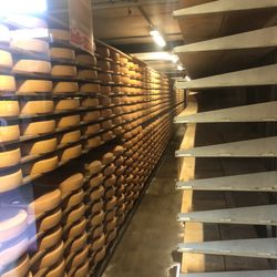 Restaurant le Chalet de Gruyères - Cheese cellar