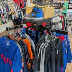 Vintage Vault - Clothing