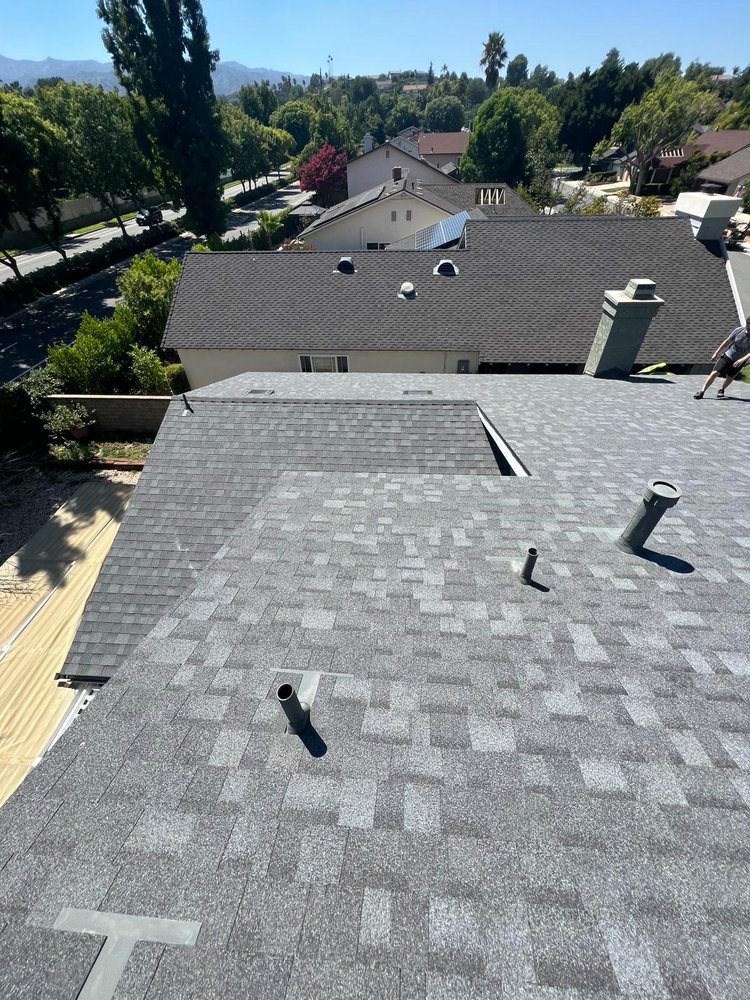 Slide of Pro Roofing Service