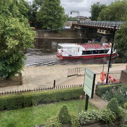 Abbey Guest House - Room view of the Rive Ouse