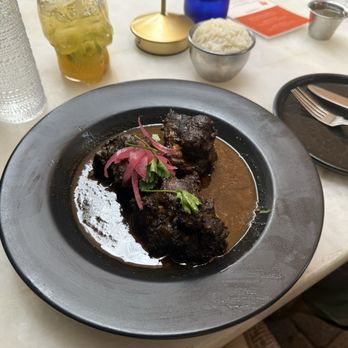 Spicy Mango - Braised oxtail comes with rice 10/10 - Caribbean Near Me - New Orleans, Louisiana