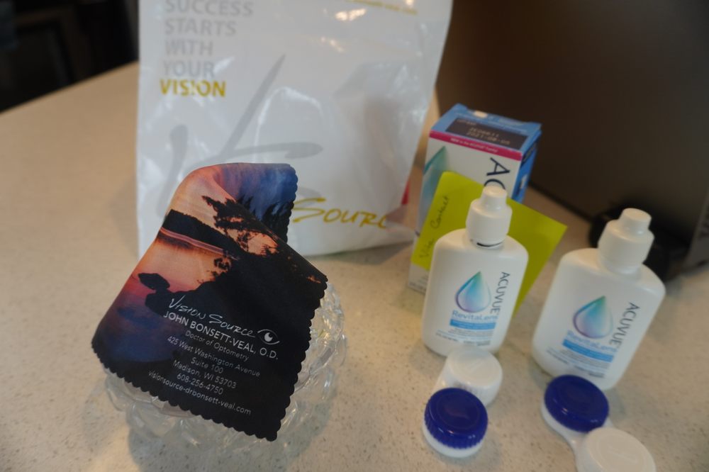 ISTHMUS EYE CARE DOWNTOWN 12 Reviews Optometrists 425 W