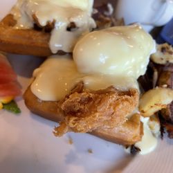 SeaBreeze Restaurant & Patio - Chicken fried Benny