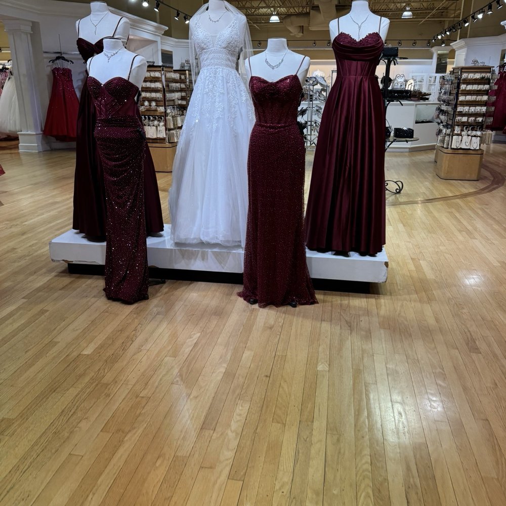 Camille La Vie - Shoes - Shoe Stores Near Me - Ontario, California Camille La Vie - Shoes - Shoe Stores Near Me - Ontario, California