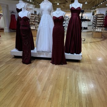 Camille La Vie - Shoes - Shoe Stores Near Me - Ontario, California Camille La Vie - Shoes - Shoe Stores Near Me - Ontario, California