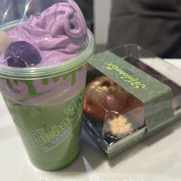 Matcha float with ube ice cream and mochi pieces!