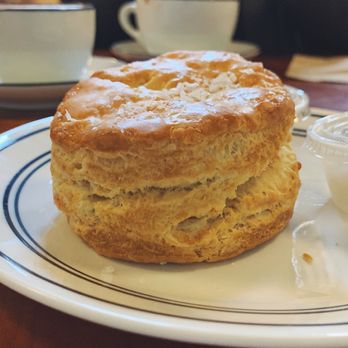 Ellē - Biscuit served room temp with sea salt - Cafes Near Me - Washington, DC, District of Columbia Ellē - Biscuit served room temp with sea salt - Cafes Near Me - Washington, DC, District of Columbia