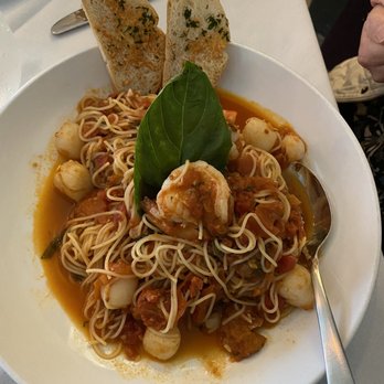 Cafe Benedicte - Pasta with shrimp and scallops - Mediterranean Near Me - Houston, Texas Cafe Benedicte - Pasta with shrimp and scallops - Mediterranean Near Me - Houston, Texas