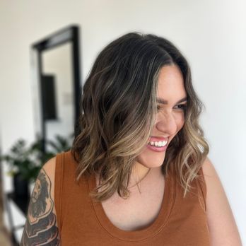 Howdy Highlight - Dimensional Brunette and short cut. - Hair Stylists Near Me - Southlake, Texas