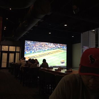 Biggio's - Sports Bars Near Me - Houston, Texas